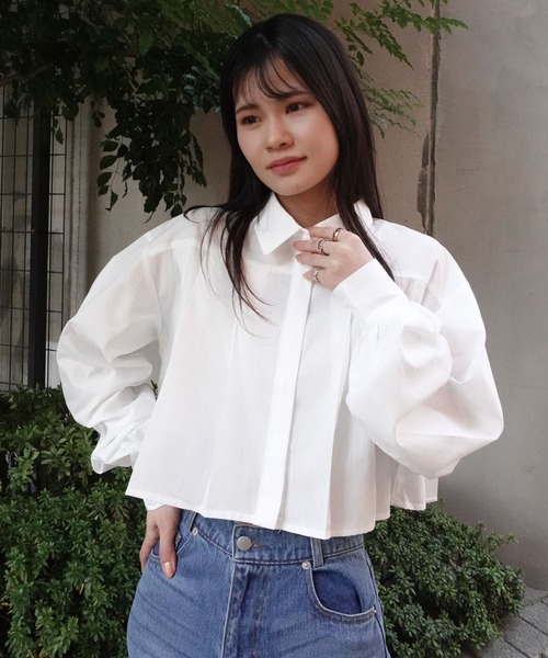 CORNERS（コーナーズ）の「ボリュームスリーブクロップドプリーツブラウス（シャツ/ブラウス・レディース・グレー/ブルー/ブラック/ホワイト・M）」の21枚目の写真