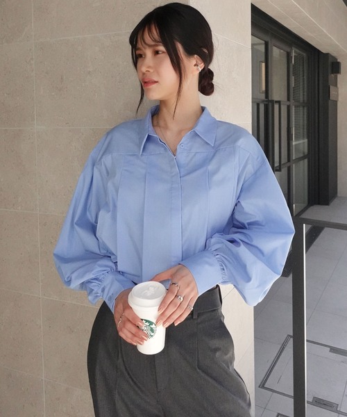 CORNERS（コーナーズ）の「ボリュームスリーブクロップドプリーツブラウス（シャツ/ブラウス・レディース・グレー/ブルー/ブラック/ホワイト・M）」の14枚目の写真