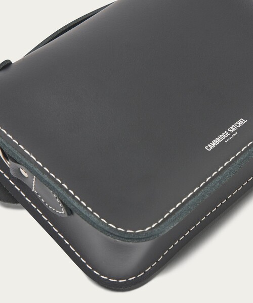The Cambridge Satchel Company（ケンブリッジサッチェル）の「＜THE CAMBRIDGE SATCHEL＞The Mini（ショルダーバッグ・レディース・パープル/モカ/ブラック・FREE）」の5枚目の写真
