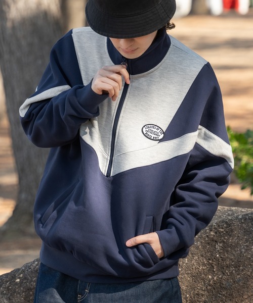 kutir(クティール)の「バイカラースタンドネックスウェット(スウェット・メンズ・ブラック/ネイビー・MEDIUM/LARGE)」の11枚目の写真