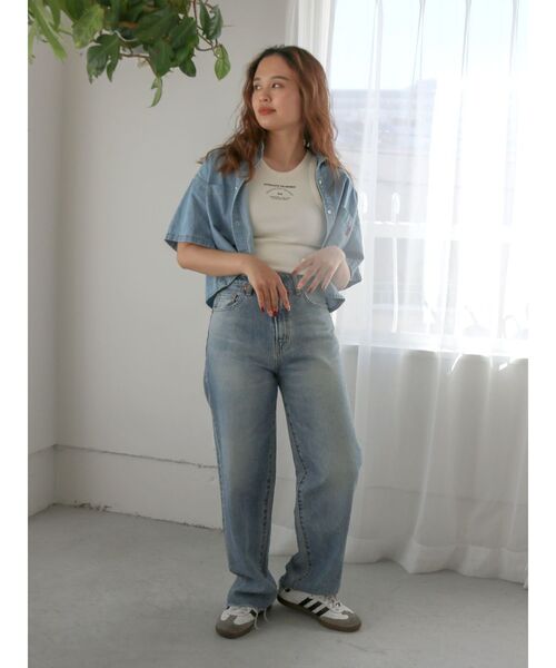 Ungrid（アングリッド）の「ハイウエストルーズテーパードデニム（デニムパンツ・レディース・ブルー・25inch/26inch/24inch）」の7枚目の写真