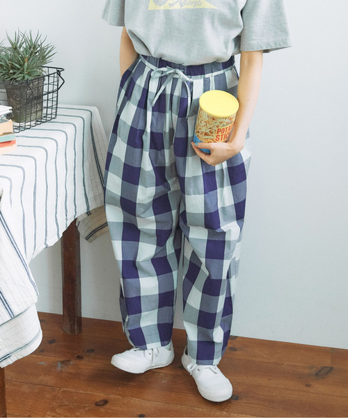 PAR ICI（パーリッシィ）の「【WEB別注カラー】江戸炊きブロックチェック イージーパンツ（その他パンツ・レディース・ブルー/ネイビー/グリーン/サックスブルー/ピンク・FREE）」の22枚目の写真