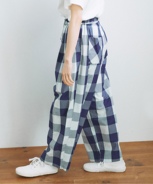 PAR ICI（パーリッシィ）の「【WEB別注カラー】江戸炊きブロックチェック イージーパンツ（その他パンツ・レディース・ブルー/ネイビー/グリーン/サックスブルー/ピンク・FREE）」の9枚目の写真