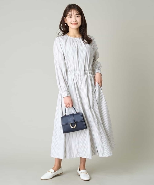 a.v.v(アーヴェヴェ)の「【洗える】ストライプゴアードシャツワンピース(ワンピース・レディース・アイボリー/ブルー・34/38/36/42/40)」の3枚目の写真