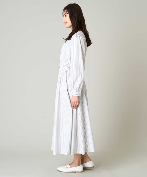a.v.v(アーヴェヴェ)の「【洗える】ストライプゴアードシャツワンピース(ワンピース・レディース・アイボリー/ブルー・34/38/36/42/40)」の11枚目の写真