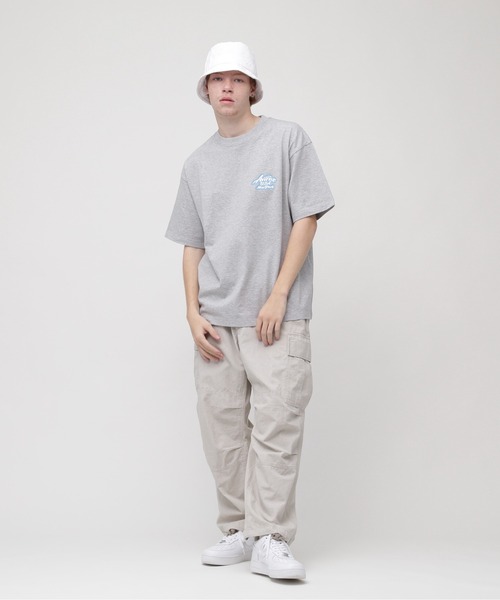 AVIREX（アヴィレックス）の「《直営店限定》BASEBALL TEAM LOGO T-SHIRT / ベースボール チーム ロゴ Tシャツ / AVIREX / アヴィレックス（Tシャツ/カットソー・メンズ・ネイビー/ホワイト/グレー/ブラック・MEDIUM/LARGE/X-LARGE/XX-LARGE）」の9枚目の写真