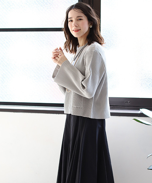 REAL CUBE（リアルキューブ）の「ダンボールニットワイドリブプルオーバー（ニット/セーター・レディース・グレイッシュベージュ/ブラック/ブルー・M）」の4枚目の写真