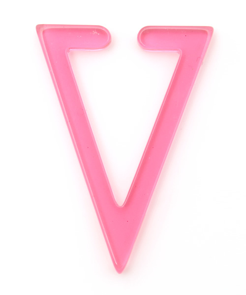 WEGO（ウィゴー）の「WEGO/アクリルトライアングルイヤーカフ（イヤリング・レディース・ブルー/レッド/イエロー/パープル/ホワイト系その他/ブラック系その他/ピンク・FREE）」の6枚目の写真