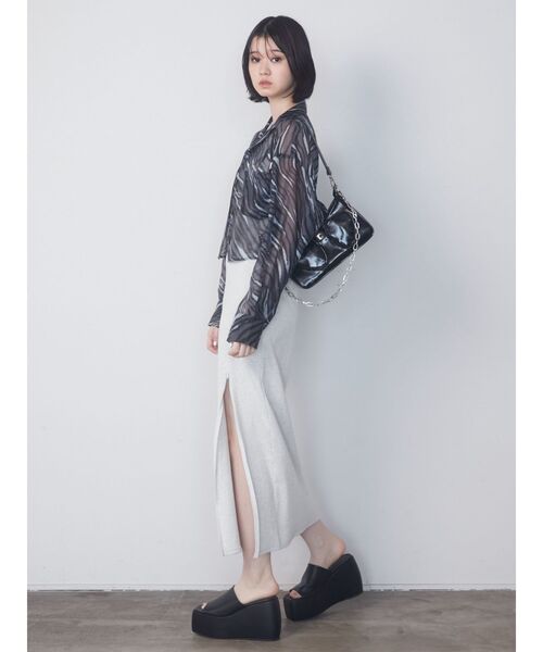 EMODA（エモダ）の「エアリーショートシャツ（シャツ/ブラウス・レディース・グレー/ブラック/その他1/その他・FREE）」の17枚目の写真