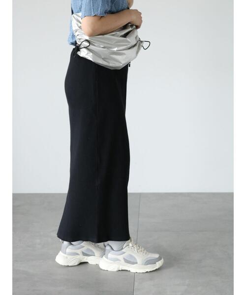 Lugnoncure（ルノンキュール）の「テレコタイトスカート（スカート・レディース・オフホワイト/ブルー/ブラック・F）」の14枚目の写真