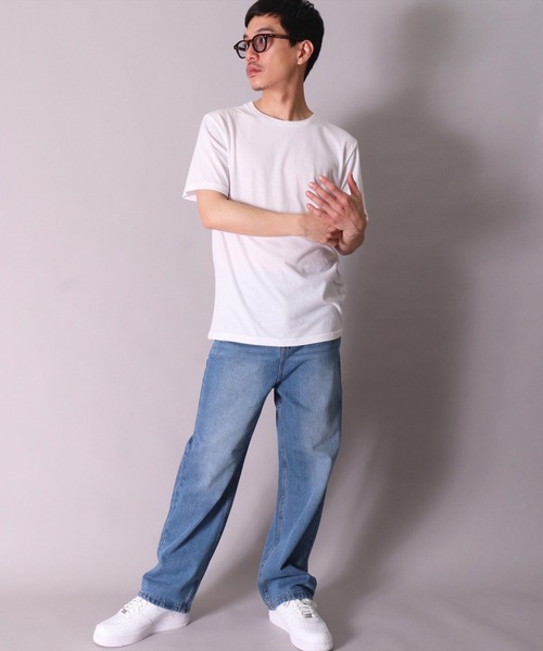 FRUIT OF THE LOOM(フルーツオブザルーム)の「(GA)【FRUIT OF THE LOOM】【パックT】3枚セット ベーシック Tシャツ(Tシャツ/カットソー・メンズ・オフホワイト/ブラック・LARGE/X-LARGE/MEDIUM)」の3枚目の写真