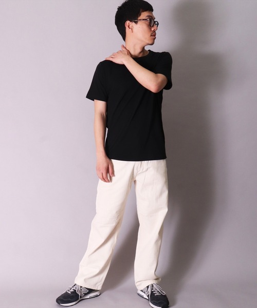 FRUIT OF THE LOOM(フルーツオブザルーム)の「(GA)【FRUIT OF THE LOOM】【パックT】3枚セット ベーシック Tシャツ(Tシャツ/カットソー・メンズ・オフホワイト/ブラック・LARGE/X-LARGE/MEDIUM)」の6枚目の写真