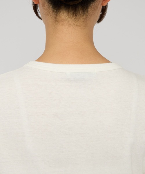 BABYLONE（バビロン）の「コットンリネン天竺Tシャツ（Tシャツ/カットソー・レディース・オフホワイト/ピンク/チャコール・フリー）」の11枚目の写真