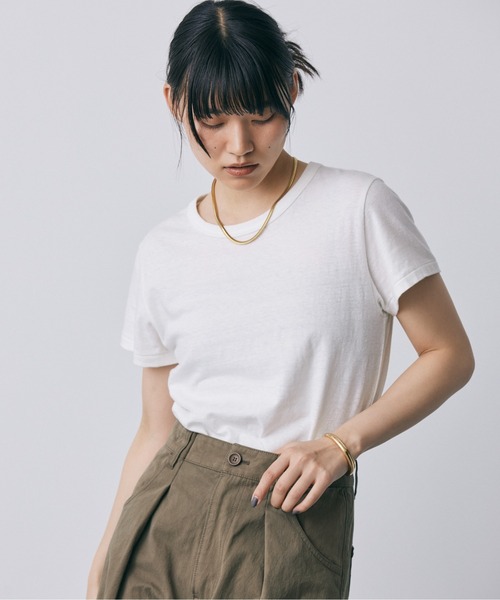 BABYLONE（バビロン）の「コットンリネン天竺Tシャツ（Tシャツ/カットソー・レディース・オフホワイト/ピンク/チャコール・フリー）」の19枚目の写真