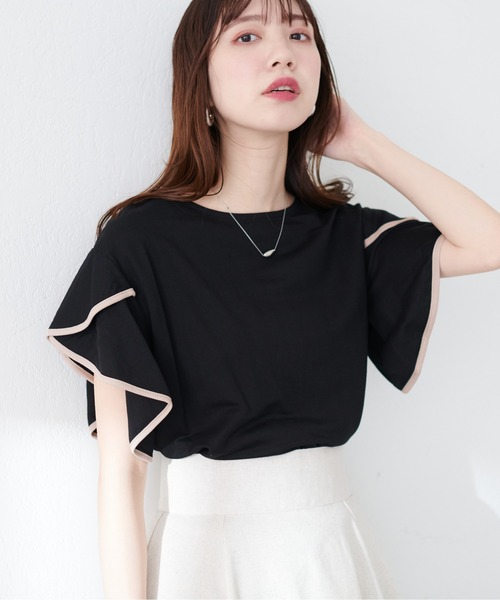 natural couture(ナチュラルクチュール)の「接触冷感配色ラッフルスリーブプルオーバー(Tシャツ/カットソー・レディース・ピンク/グレイッシュベージュ/ブラック/オフホワイト/ブルー・FREE)」の3枚目の写真