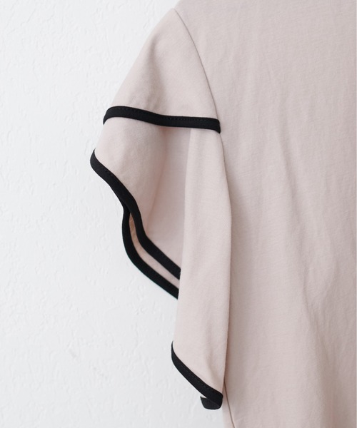 natural couture(ナチュラルクチュール)の「接触冷感配色ラッフルスリーブプルオーバー(Tシャツ/カットソー・レディース・ピンク/グレイッシュベージュ/ブラック/オフホワイト/ブルー・FREE)」の22枚目の写真