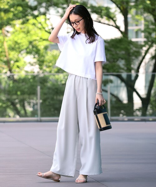 Demi-Luxe BEAMS（デミルクス ビームス）の「Demi-Luxe BEAMS / モックネック ショート Tシャツ（Tシャツ/カットソー・レディース・イエロー系その他5/ブラック/ホワイト・ONE SIZE）」の6枚目の写真