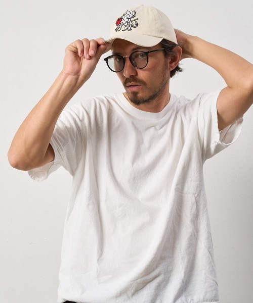STUD MUFFIN(スタッドマフィン)の「mko12030-コットンツイル BABYLパッチ&カギ編み クロス コットン ローキャップ(キャップ・メンズ・チャコールグレー/オフホワイト・FREE)」の6枚目の写真
