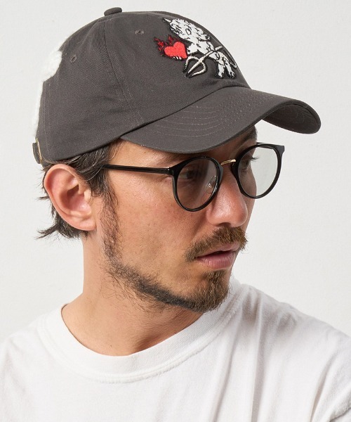 STUD MUFFIN(スタッドマフィン)の「mko12030-コットンツイル BABYLパッチ&カギ編み クロス コットン ローキャップ(キャップ・メンズ・チャコールグレー/オフホワイト・FREE)」の9枚目の写真