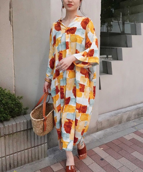 CORNERS（コーナーズ）の「ペイント柄オーバーサイズシャツワンピース（シャツワンピース・レディース・オレンジ・L/M）」の8枚目の写真