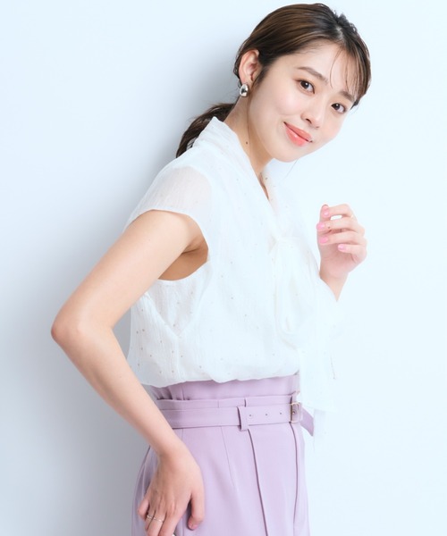 JUSGLITTY プチラメハートドットブラウス JUSGLITTY（ジャスグリッティー）の「プチラメドット半袖
