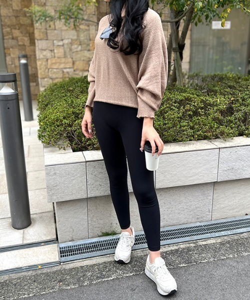 MODE ROBE（モードローブ）の「ドルマンサマーニット（ニット/セーター・レディース・ブラック/ベージュ/ブラウン/アイボリー/カーキ・FREE）」の8枚目の写真