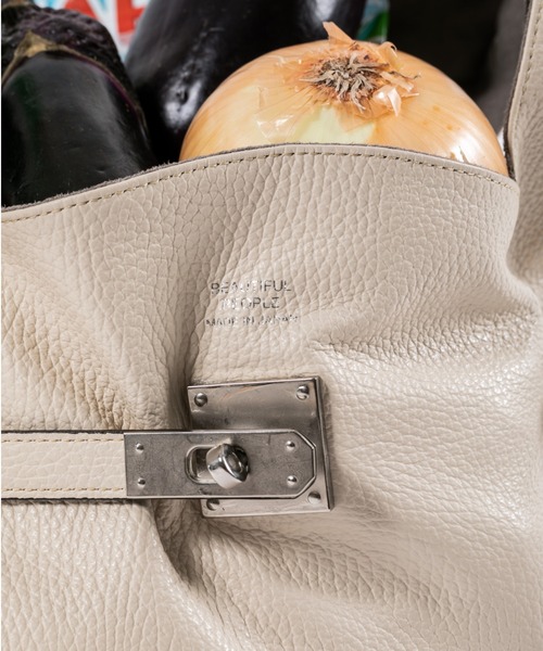 beautiful people（ビューティフルピープル）の「large market bag in