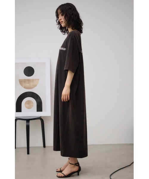 AZUL by moussy(アズールバイマウジー)の「ラグランTシャツワンピース(ワンピース・レディース・ホワイト/ブラック・FREE)」の19枚目の写真