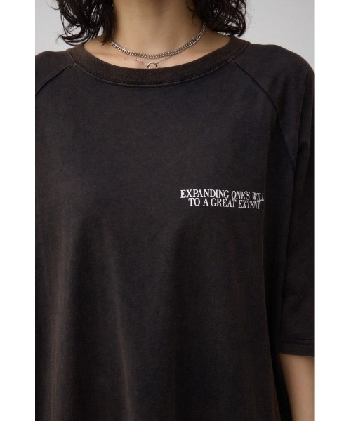 AZUL by moussy(アズールバイマウジー)の「ラグランTシャツワンピース(ワンピース・レディース・ホワイト/ブラック・FREE)」の22枚目の写真