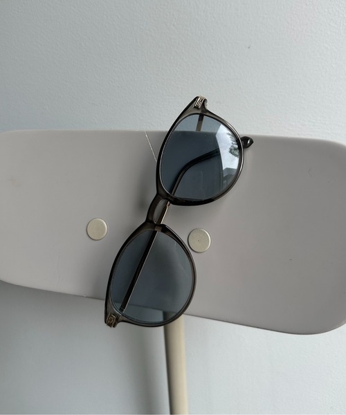 lawgy(ラウジー)の「combination boston sunglasses / コンビネーションボストンサングラス(サングラス・レディース・ブラック/グレー/ブラウン/ベージュ・FREE)」の2枚目の写真