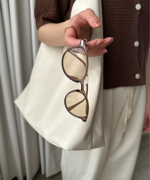 lawgy(ラウジー)の「combination boston sunglasses / コンビネーションボストンサングラス(サングラス・レディース・ブラック/グレー/ブラウン/ベージュ・FREE)」の6枚目の写真