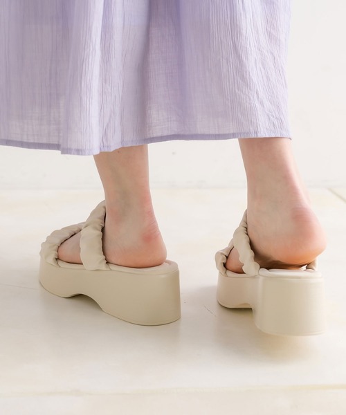 OLIVE des OLIVE（オリーブデオリーブ）の「クシュクシュサンダル（サンダル・レディース・ブラック/アイボリー/シルバー・SMALL/MEDIUM/LARGE）」の7枚目の写真