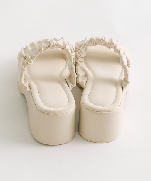 OLIVE des OLIVE（オリーブデオリーブ）の「クシュクシュサンダル（サンダル・レディース・ブラック/アイボリー/シルバー・SMALL/MEDIUM/LARGE）」の12枚目の写真