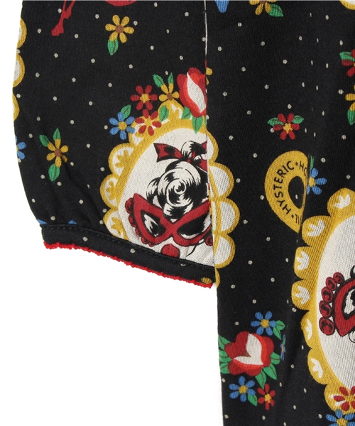 HYSTERIC MINI(ヒステリックミニ)の「BABY Once upon a time RETROS STORY 総柄 長袖ワンピース(ワンピース・キッズ・ブラック系その他/パープル系その他・90)」の6枚目の写真
