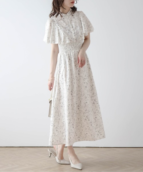 AMELY(エミリー)の「小花柄ラッフルフリルワンピース(ワンピース・レディース・ブルー/アイボリー・L/M)」の6枚目の写真