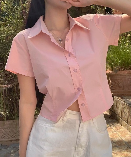 BEIDELLI（ベイデリー）の「[BELLIDE MADE] 4ピンタッククロップド半袖シャツ（シャツ/ブラウス・レディース・ブラック/スカイブルー/ネイビー/ホワイト/ピンク・FREE）」の5枚目の写真