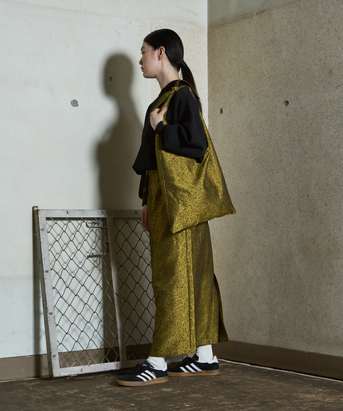 NOMINE(ノミネ)の「ジャガード バッグ(トートバッグ・レディース・マスタード/ブラウン/ブラック・フリー)」の17枚目の写真