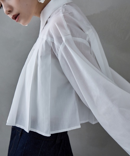 etoll.（エトル）の「タックプリーツボリュームスリーブシャツ（シャツ/ブラウス・レディース・ホワイト/グレー/ブルー/ブラック・M）」の6枚目の写真