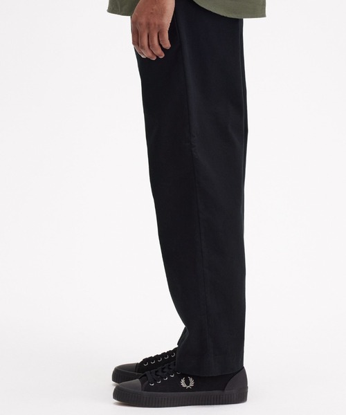 FRED PERRY（フレッドペリー）の「Straight Leg Twill Trouser（チノパンツ・メンズ・ブラウン/ブラック・30/32/28）」の5枚目の写真
