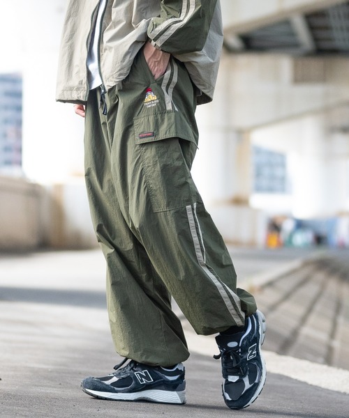 Red Cap Girl（レッドキャプガール）の「【a-r】〔RedCapGirl/レッドキャップガール〕フロント刺繍 サイドライン ナイロンカーゴパンツ（カーゴパンツ・メンズ・ネイビー/ブラック/カーキ・MEDIUM/LARGE）」の13枚目の写真