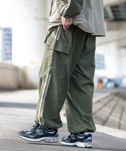 Red Cap Girl（レッドキャプガール）の「【a-r】〔RedCapGirl/レッドキャップガール〕フロント刺繍 サイドライン ナイロンカーゴパンツ（カーゴパンツ・メンズ・ネイビー/ブラック/カーキ・MEDIUM/LARGE）」の14枚目の写真