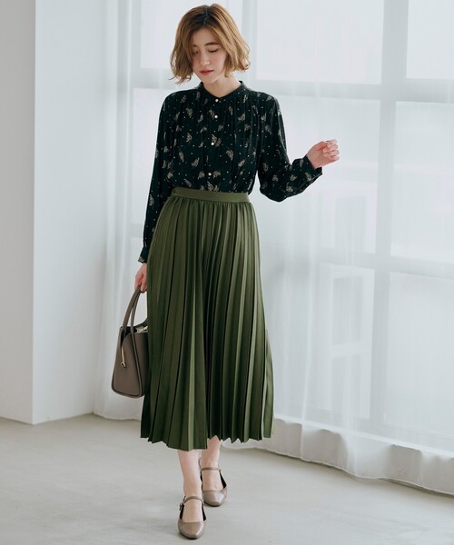 grove（グローブ）の「◆＜ご自宅で洗える＞ヴィンテージサテン9分袖ブラウス（シャツ/ブラウス・レディース・グリーン系/ホワイト系3/オフホワイト/ブラック系/パープル/ホワイト系6・02/03/00/01/04/05）」の21枚目の写真