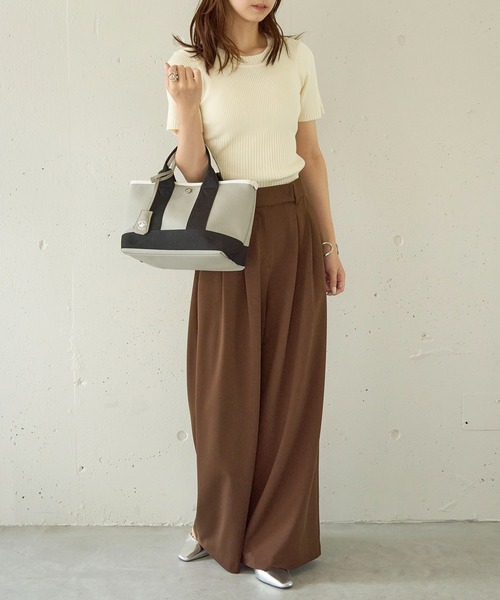 BEVERLY HILLS POLO CLUB（ビバリーヒルズポロクラブ）の「【BEVERLY HILLS POLO CLUB】《別注》スコッチグレイン ネオレザー ミニ トートバッグ（トートバッグ・レディース・ホワイト/グレー/ブラック/グレイッシュベージュ/ベージュ系その他2/シルバー/ブラック系その他2・FREE）」の13枚目の写真