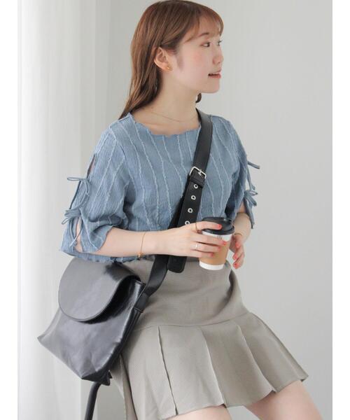 ehka sopo(エヘカソポ)の「ヴィンテージライクショルダーバッグ(ハンドバッグ・レディース・ブラック/ブラウン/キャメル・F)」の11枚目の写真