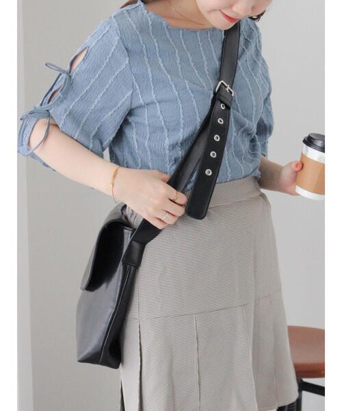 ehka sopo(エヘカソポ)の「ヴィンテージライクショルダーバッグ(ハンドバッグ・レディース・ブラック/ブラウン/キャメル・F)」の14枚目の写真