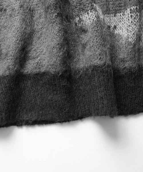 Confirm(コンファーム)の「モヘアライク ルーズシルエット グラデーション アブストラクト煙柄ジャガード シャギープルオーバーニット【Confirm】(ニット/セーター・メンズ・グリーン/ブラウン/ブラック/グレー/ミント・M/L)」の18枚目の写真