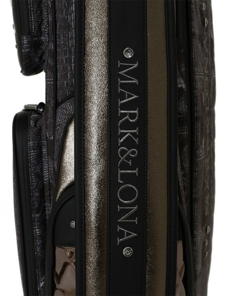完売品！MARK&LONAマークアンドロナOlsonLuxe BallPouch 完売品！MARK&LONAマークアンドロナOlsonLuxe BallPouch - メルカリ