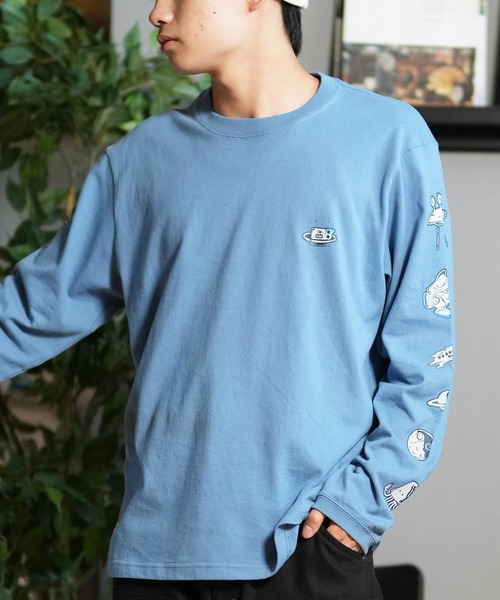 CHUMS(チャムス)の「CHUMS/チャムス ロンT/長袖ティシャツ/カットソー 袖プリント CH01-2454(Tシャツ/カットソー・メンズ・ライトブルー/グレイッシュベージュ/ブラック/ホワイト・M/L/XL)」の4枚目の写真