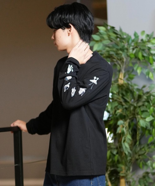 CHUMS(チャムス)の「CHUMS/チャムス ロンT/長袖ティシャツ/カットソー 袖プリント CH01-2454(Tシャツ/カットソー・メンズ・ライトブルー/グレイッシュベージュ/ブラック/ホワイト・M/L/XL)」の14枚目の写真