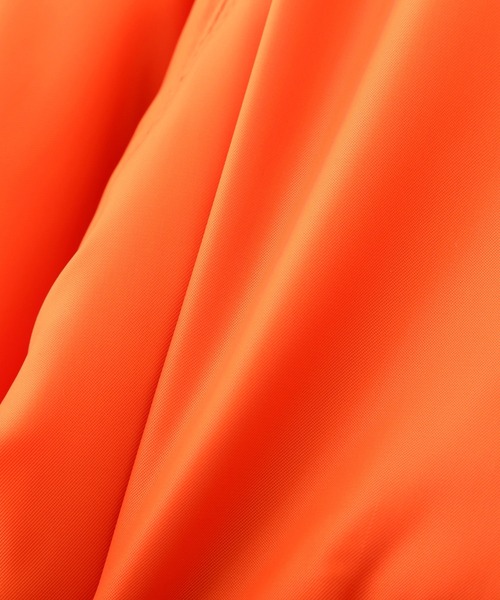 PEANUTS（ピーナッツ）の「《AVIREX×PEANUTS》ALLSTAR MA-1/アヴィレックス×ピーナッツ オールスターMA-1（MA-1・レディース・オリーブ・M/S）」の2枚目の写真